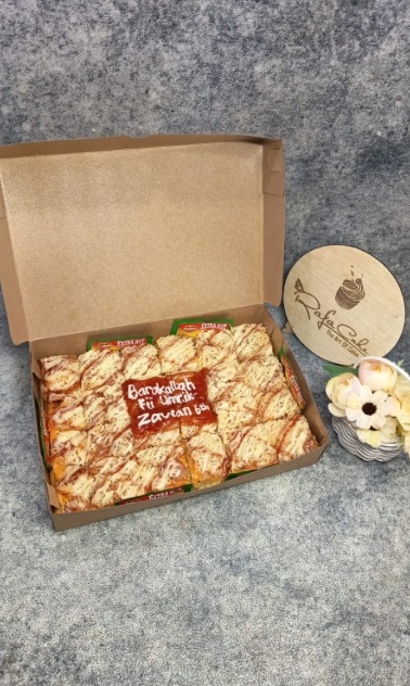 pizza medium kotak